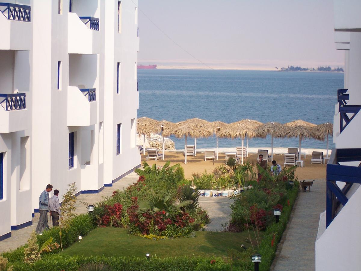 Fayed Beach Resort Luaran gambar