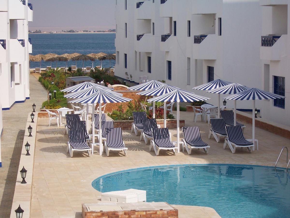Fayed Beach Resort Luaran gambar