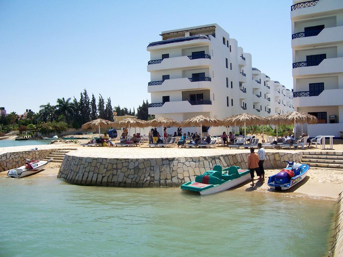 Fayed Beach Resort Luaran gambar