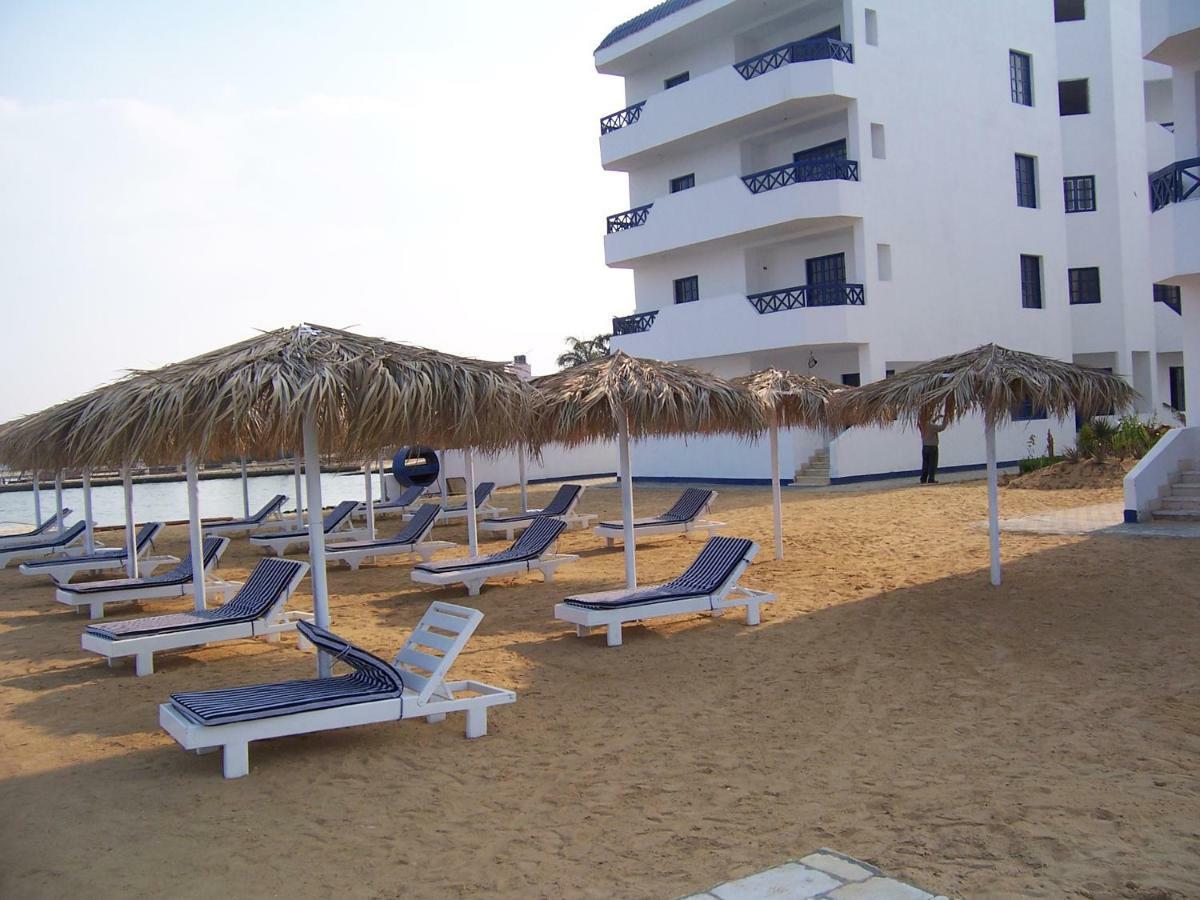 Fayed Beach Resort Luaran gambar